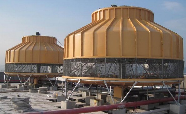 大型玻(bō)璃鋼冷卻塔